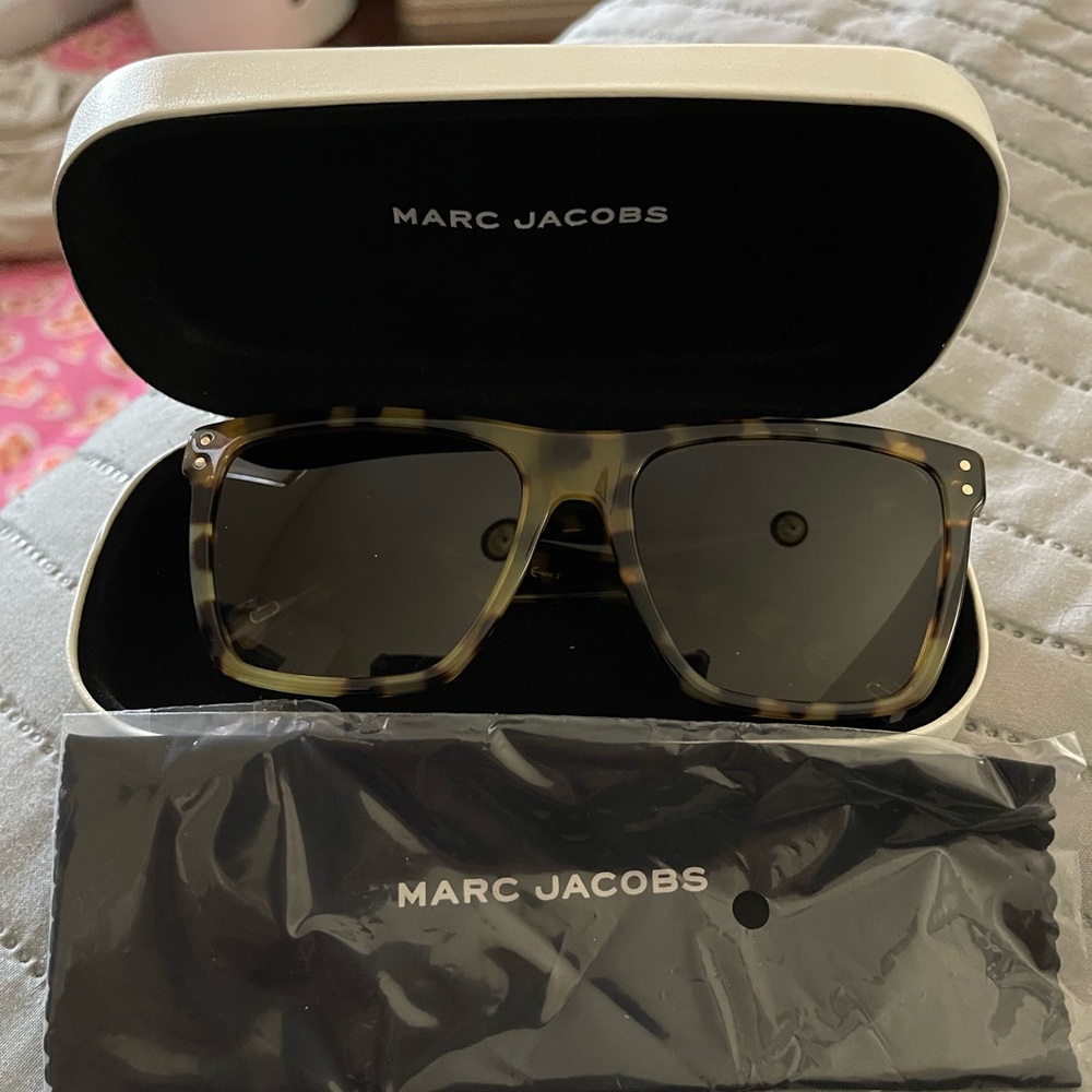 Macr Jacobs sunglasses